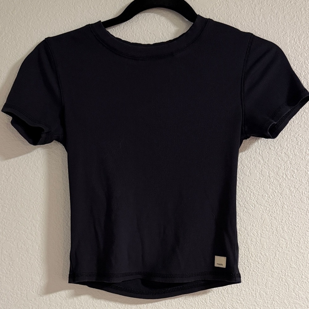 Vuori Black Ribbed cropped Women's Tee, XS
